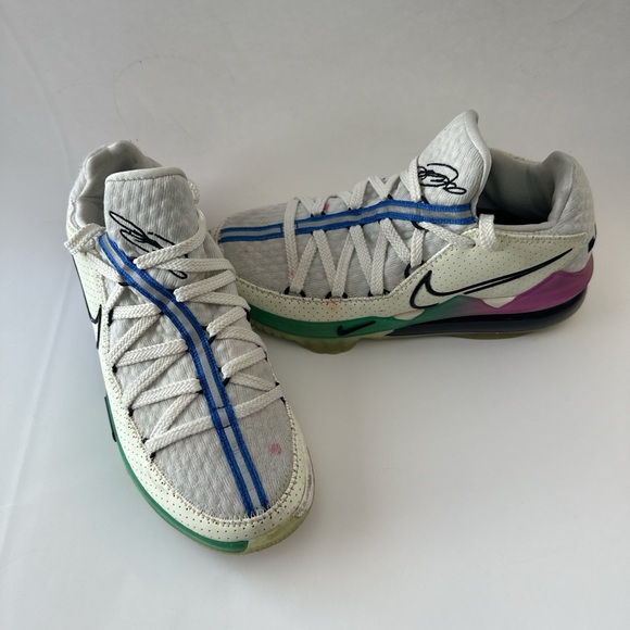 Nike LeBron 17 Glow In The Dark  Athletic Shoes Sneakers - Picture 3 of 8